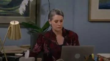 paget brewster pictures|who played veronica on mom.